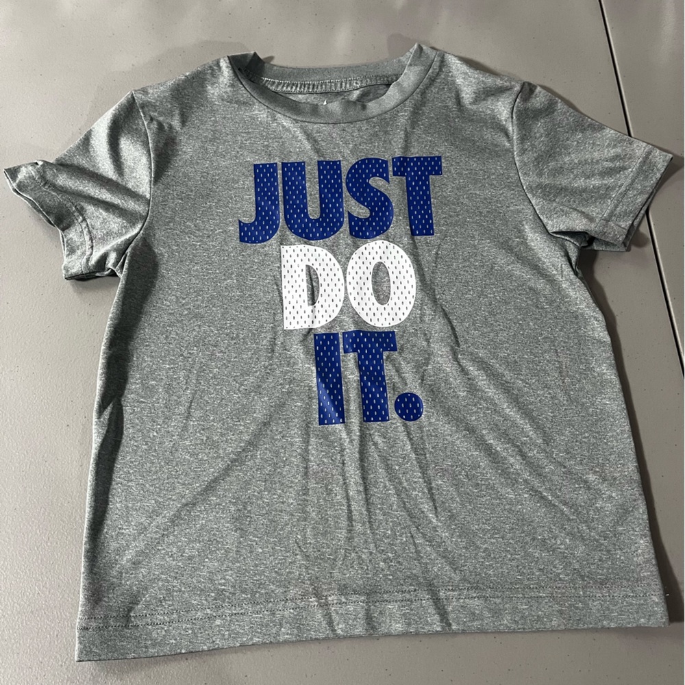 Boys, Nike shorts sleeve T